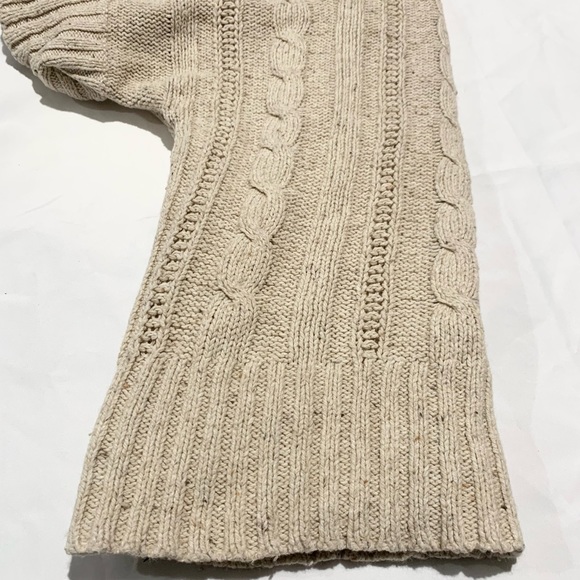 Hollister large oversized short sleeve knit sweater - Picture 4 of 6